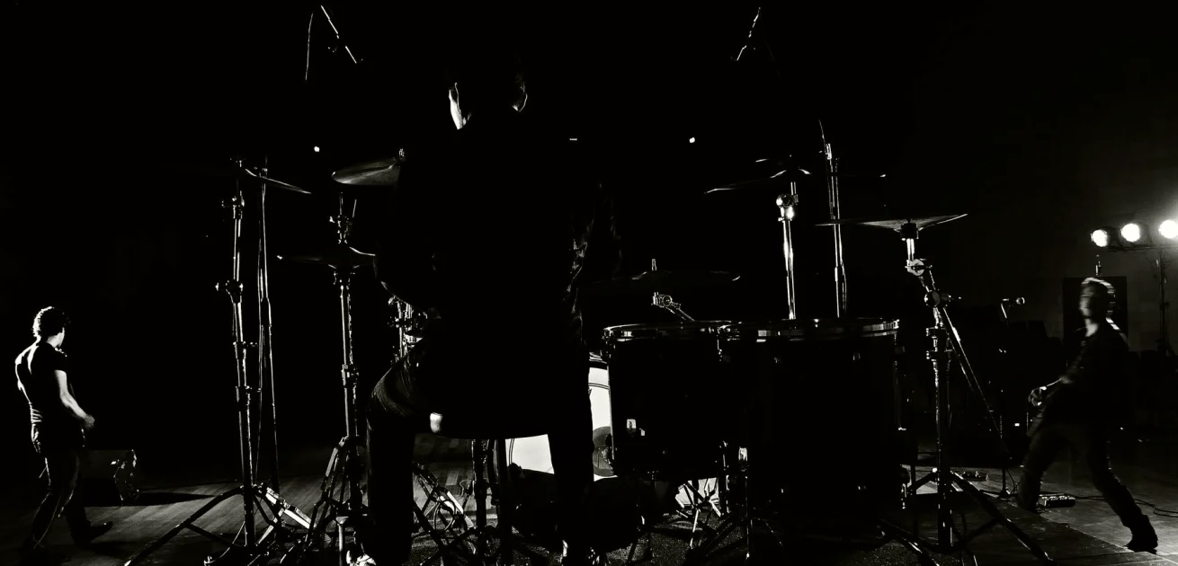 Une soirée de concert filmée à quatre caméras : le cas de Thomas